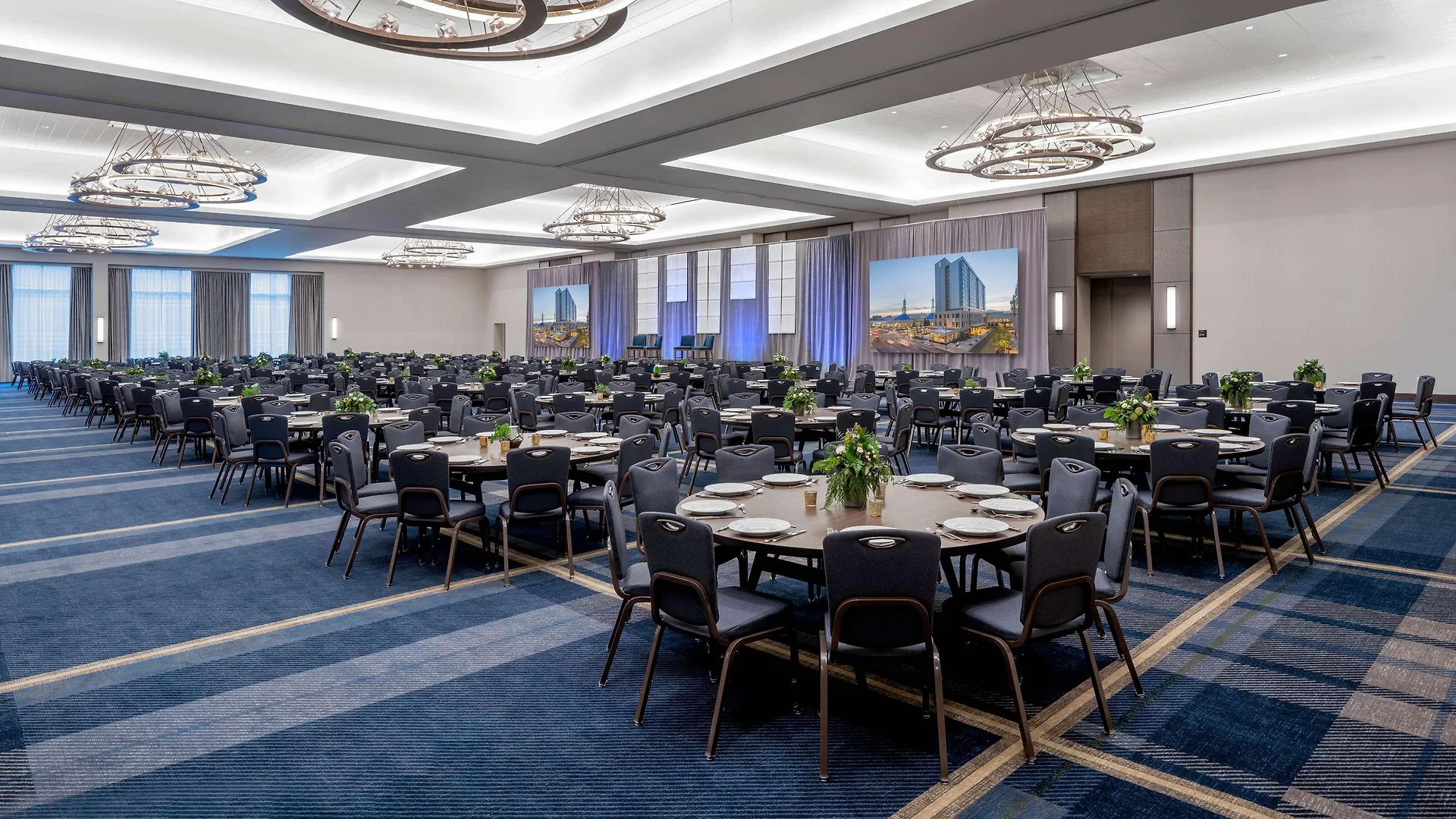 Hyatt Regency Portland At The Oregon Convention Center Hotel